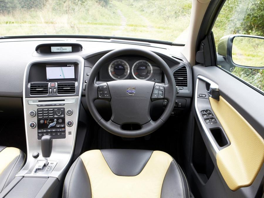  Volvo XC60 D5 2008 года  (UK) (фото 20 из 26)